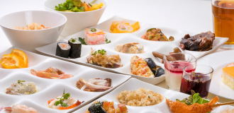 昼食−ブッフェ形式